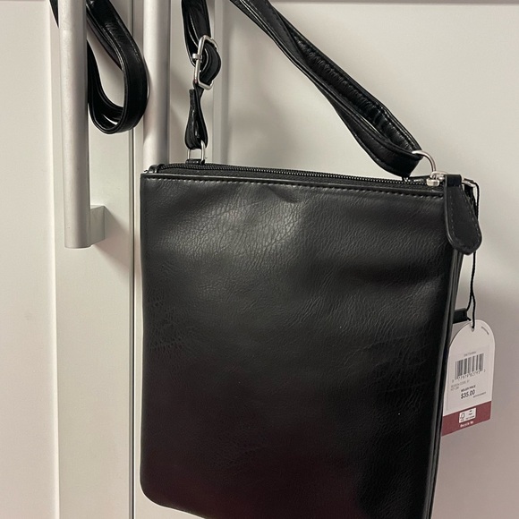 Mundi Black Crossbody Vegan Leather Multiple Compartments Adjustable Strap NWT - Picture 4 of 9